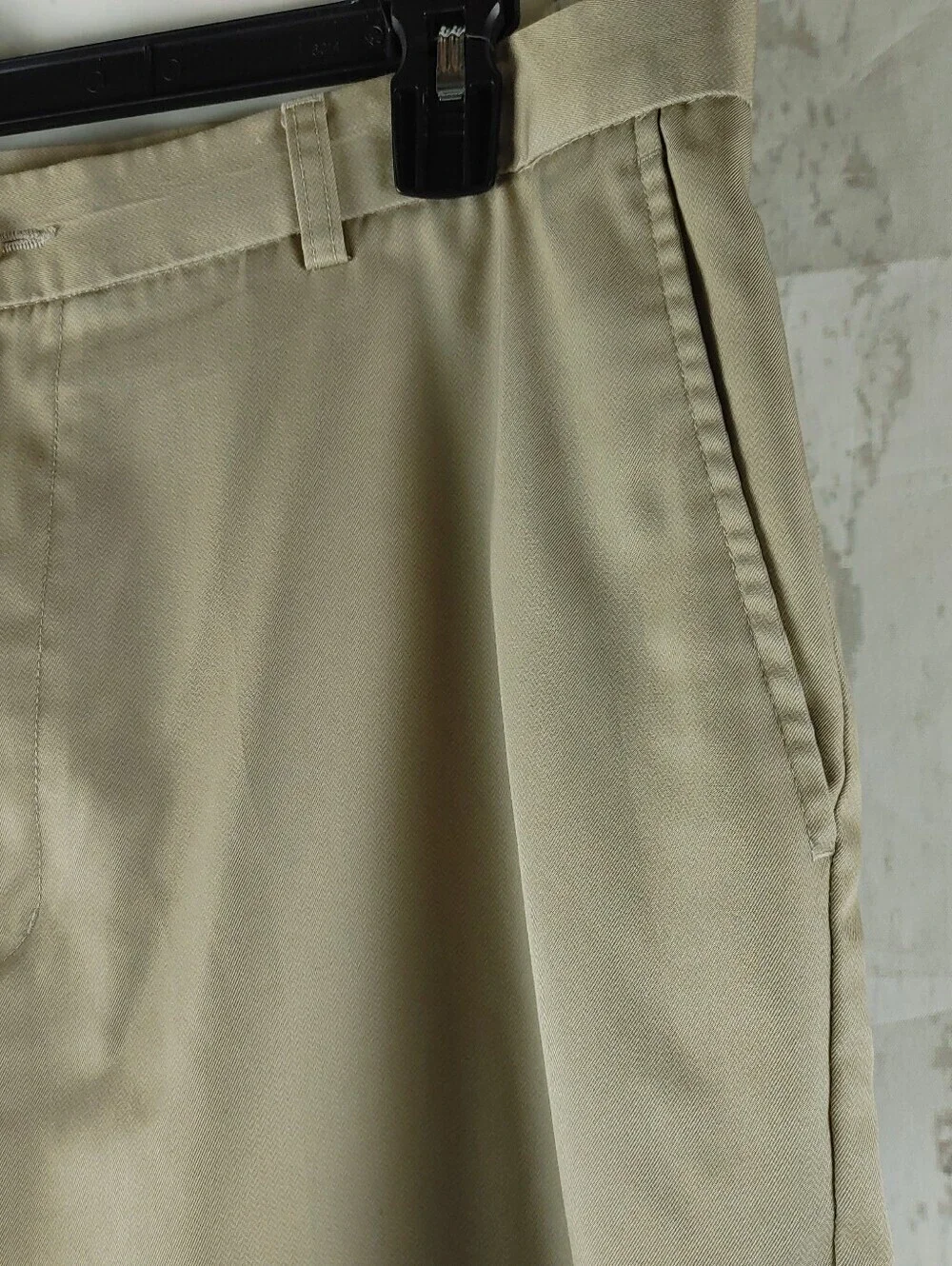 Ben Hogan Performance Golf Shorts Mens Khaki Beige Flat Front Casual 38